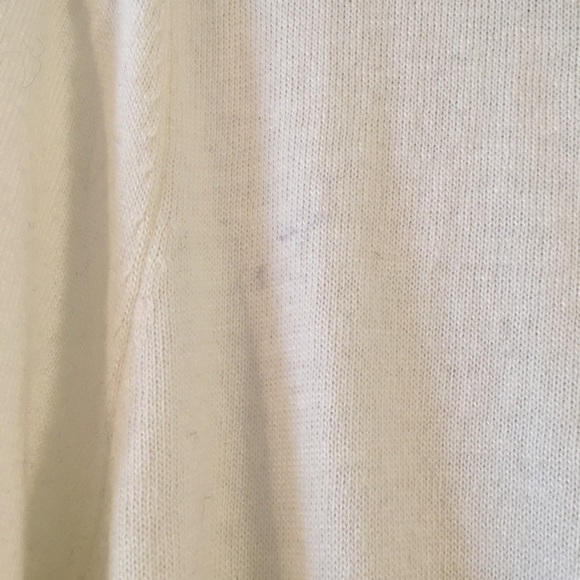 Vintage Charm Vneck Beaded Cardigan - Picture 5 of 10